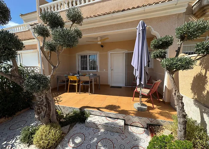 Luxury Holiday Townhouse With Pool II Casa Macarena 02
