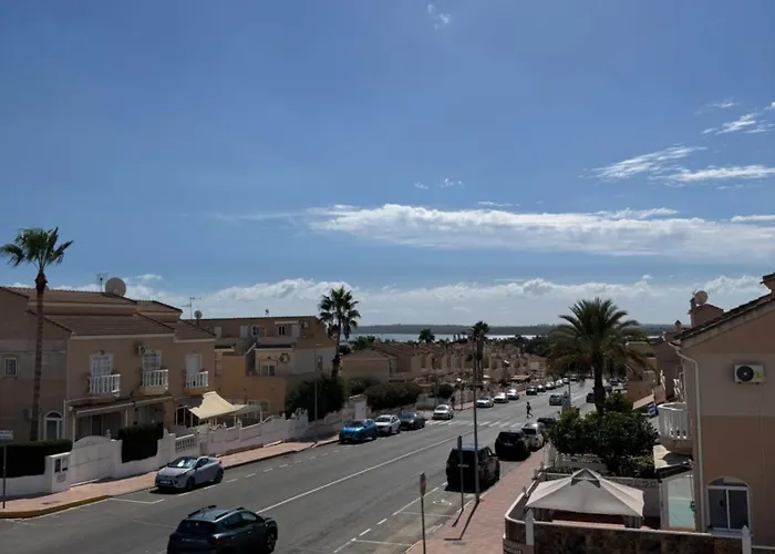 Luxury Holiday Townhouse With Pool II Casa Macarena 02
